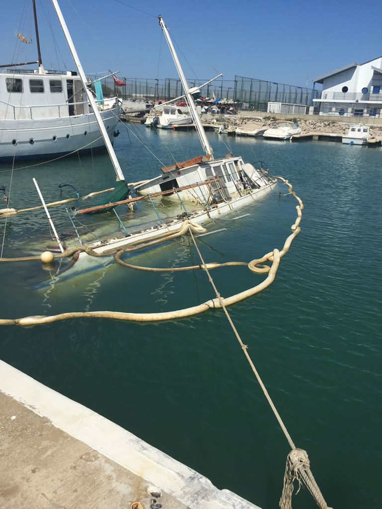 how-do-i-get-rid-of-an-old-boat How Do I 'Get Rid' of an Old Boat? - Sunken Boat
