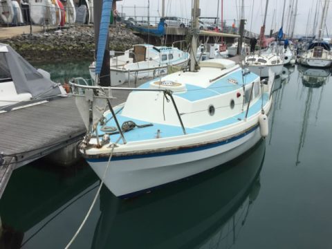 westerly-paegant-scrap-boat Yacht Recycling - Yacht alongside ready