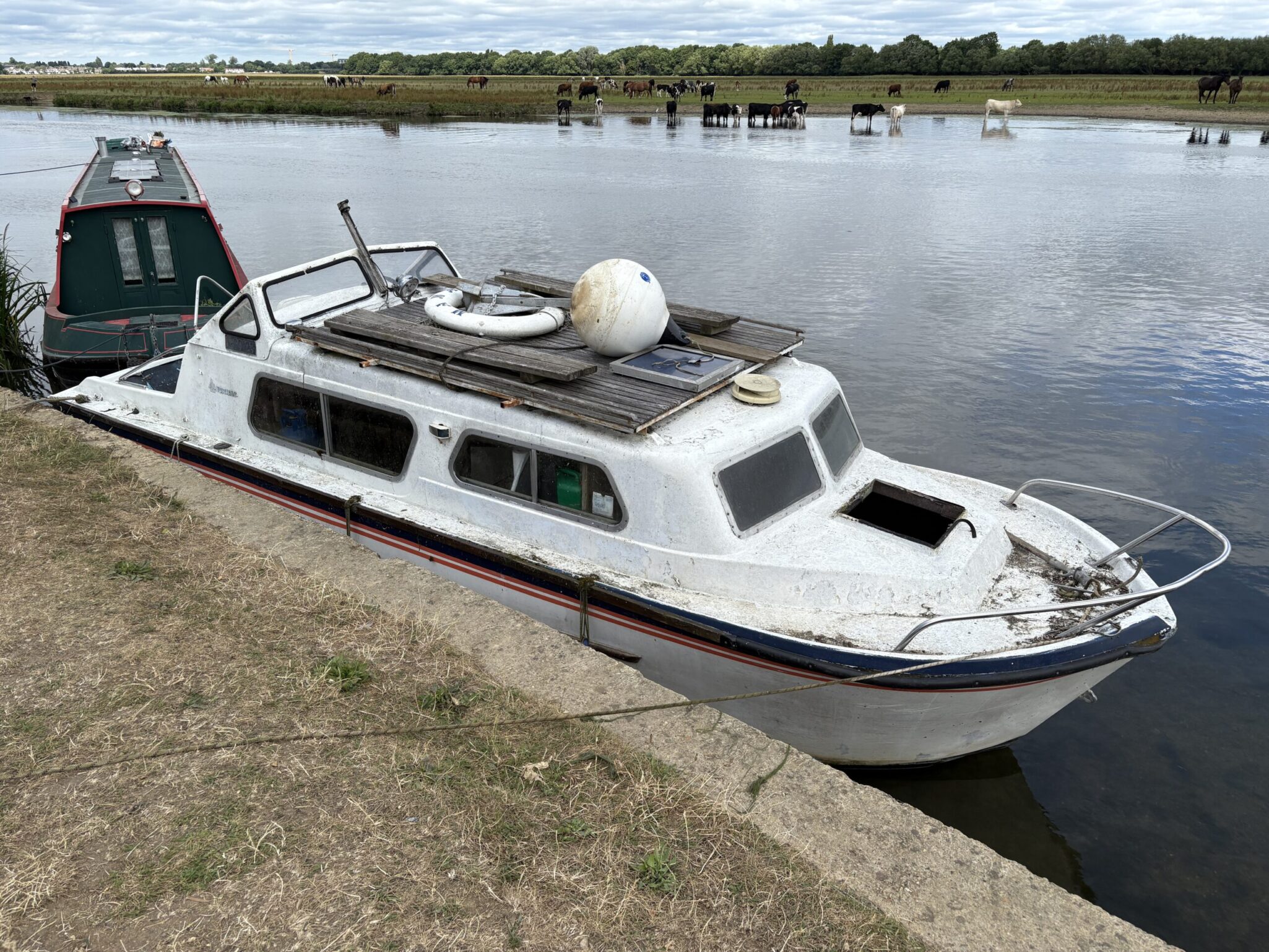 Norman River Boat Recycling in Oxford