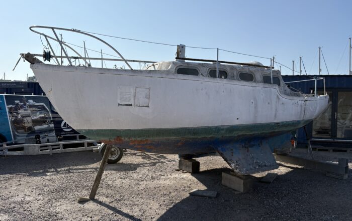 Abandoned Boat at Shamrock Quay