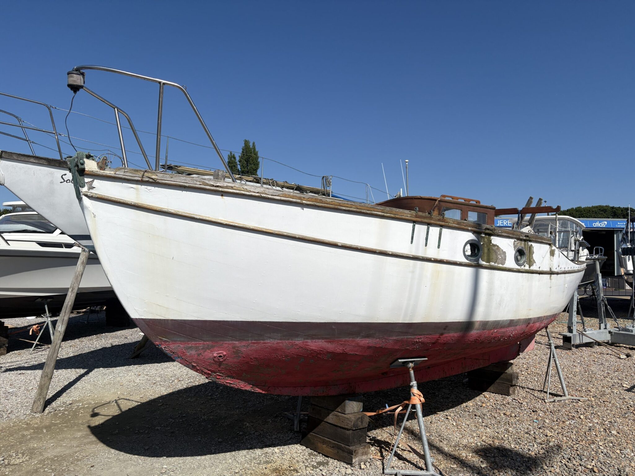 Easter Maid Wooden Boat in Lymington