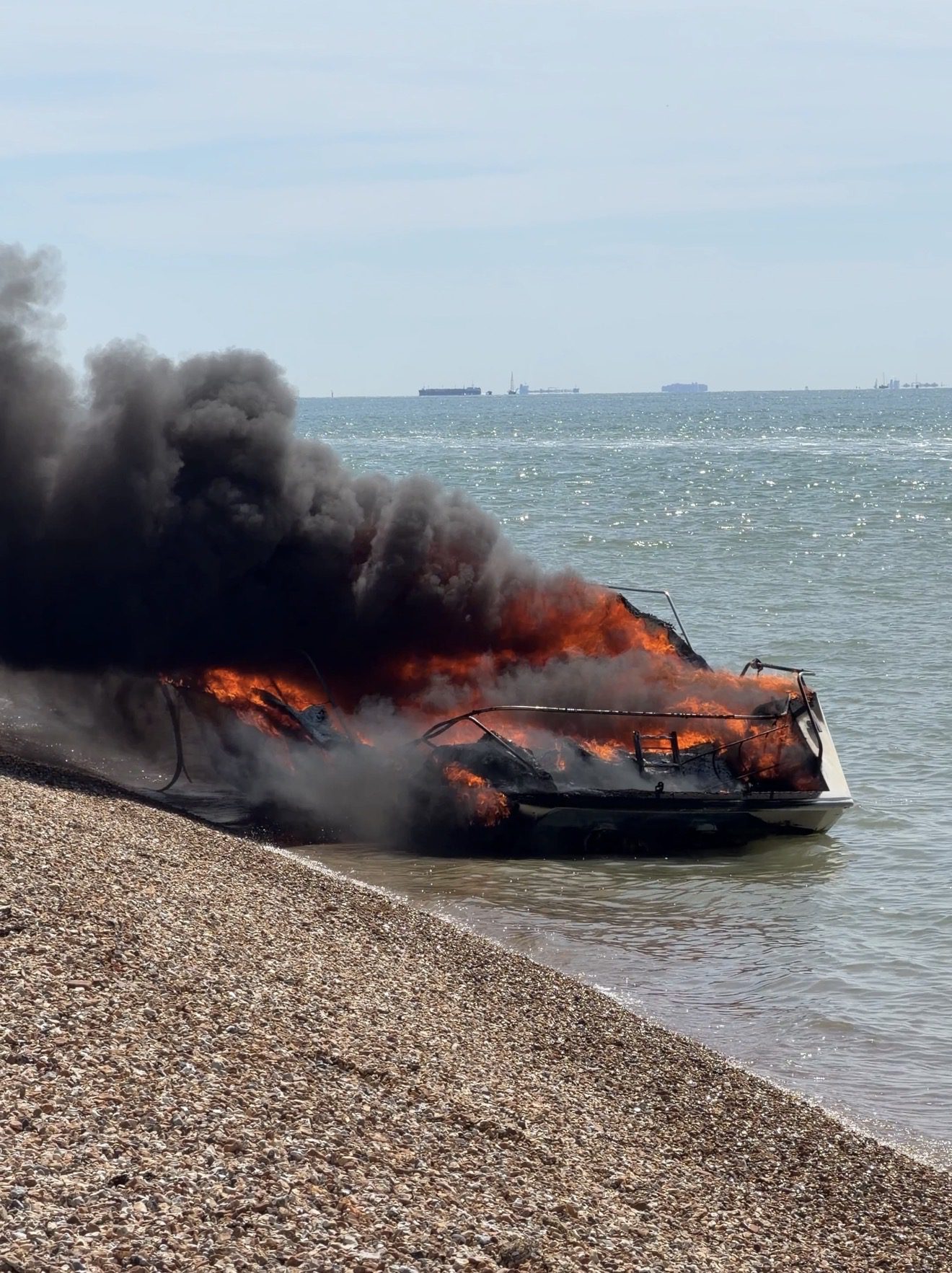 Fairline Targa 27 Fire Damaged